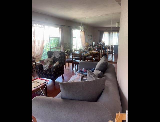 3 BEDROOM PROPERTY TO RENT IN CORLETT GARDENS